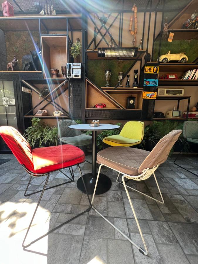 Vila 90 Boutique Hotel ティラナ エクステリア 写真