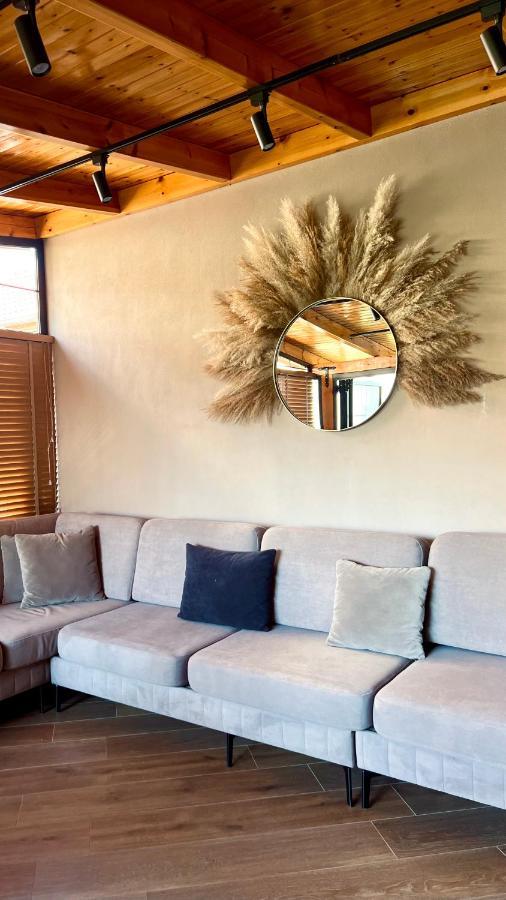 Vila 90 Boutique Hotel ティラナ エクステリア 写真