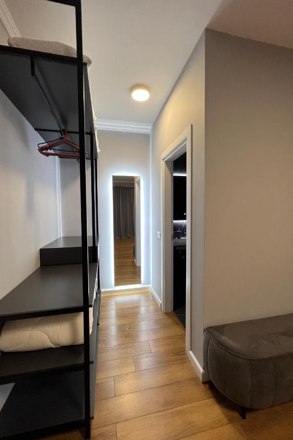 Vila 90 Boutique Hotel ティラナ エクステリア 写真